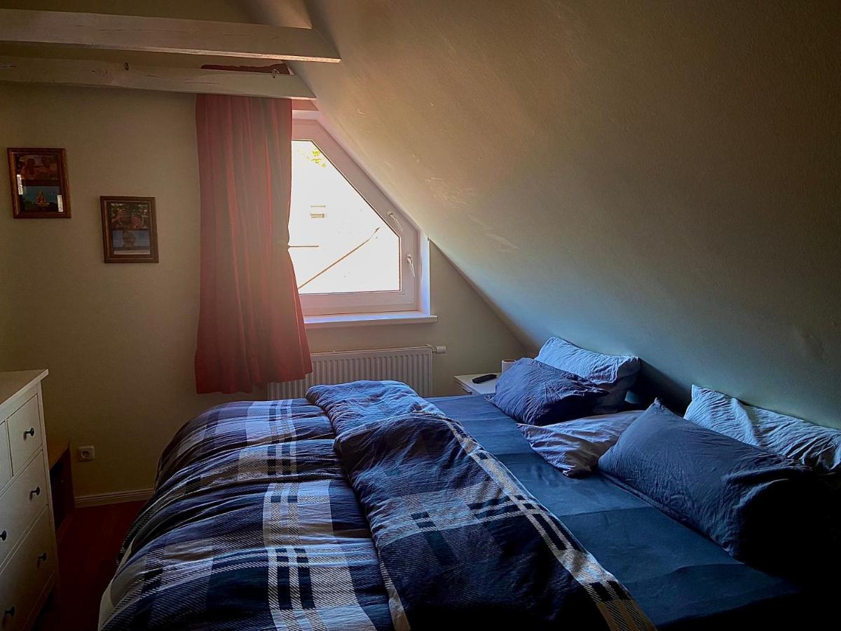 Appartamento Hoch Hamburg, Ein Traum Unterm Dach Geesthacht Esterno foto