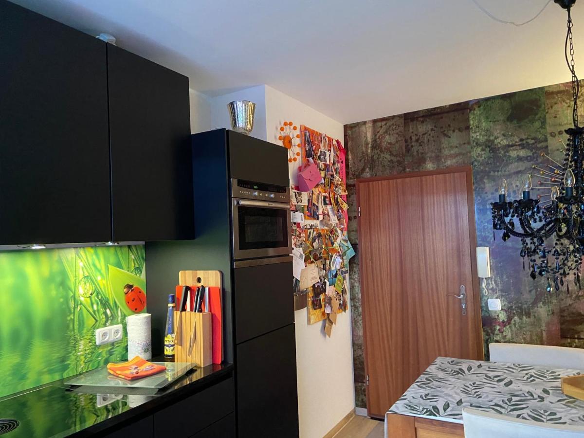 Appartamento Hoch Hamburg, Ein Traum Unterm Dach Geesthacht Esterno foto